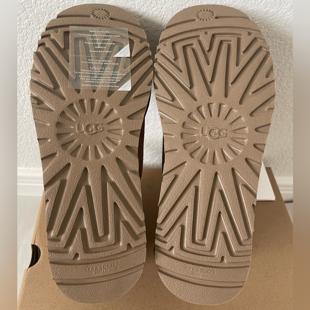 CLEARANCE!! NWT UGG Bailey Mini Zip Shearling Booties Sz8 & Sz9 - Picture 13 of 16